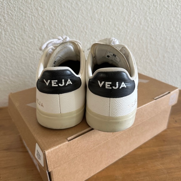 Veja Campo Size 10 - Picture 7 of 11